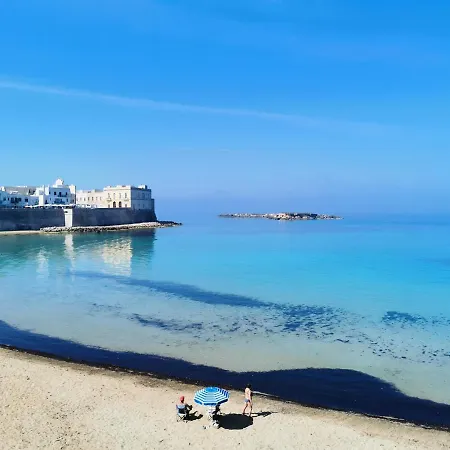 לינה וארוחת בוקר La Riviera 3*