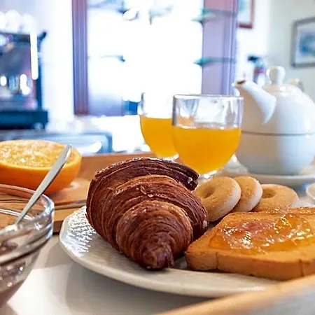 Bed & Breakfast La Riviera