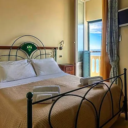 Bed & Breakfast La Riviera Gallipoli