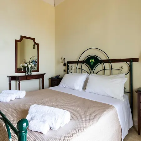 Bed & Breakfast La Riviera 3*